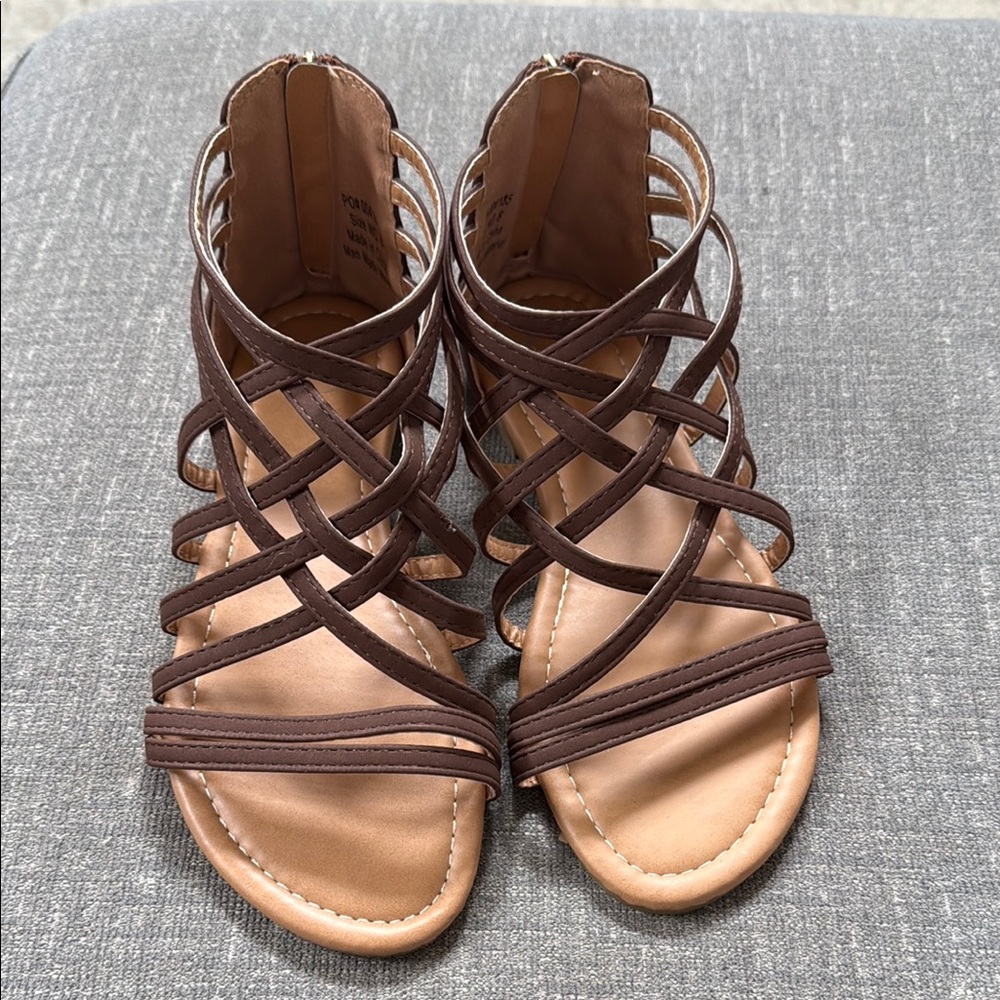 Journee Collection Hanni Gladiator Sandal Wide Size - Picture 11 of 16